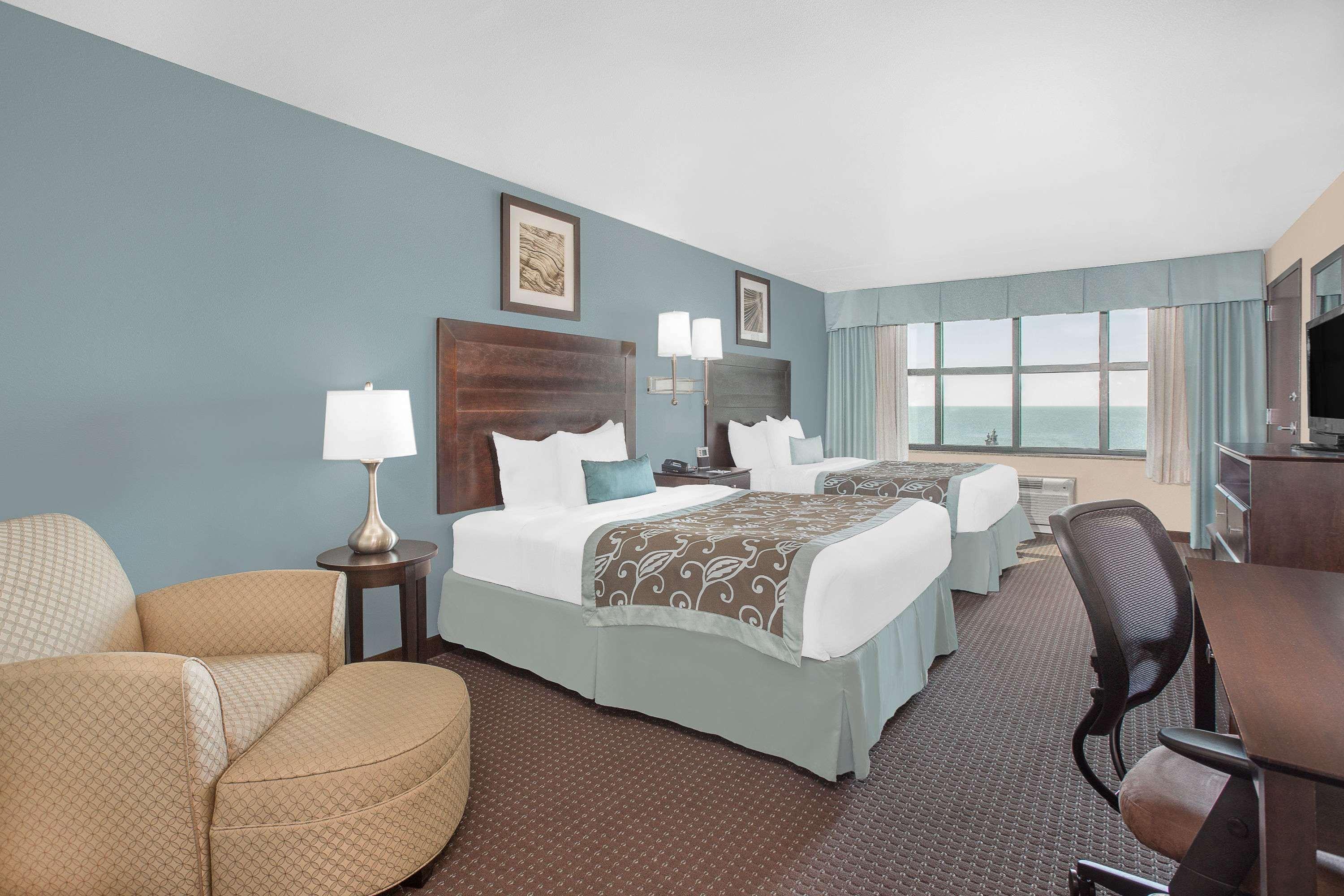 Holiday Inn Express - Gulfport Beach By Ihg Eksteriør billede