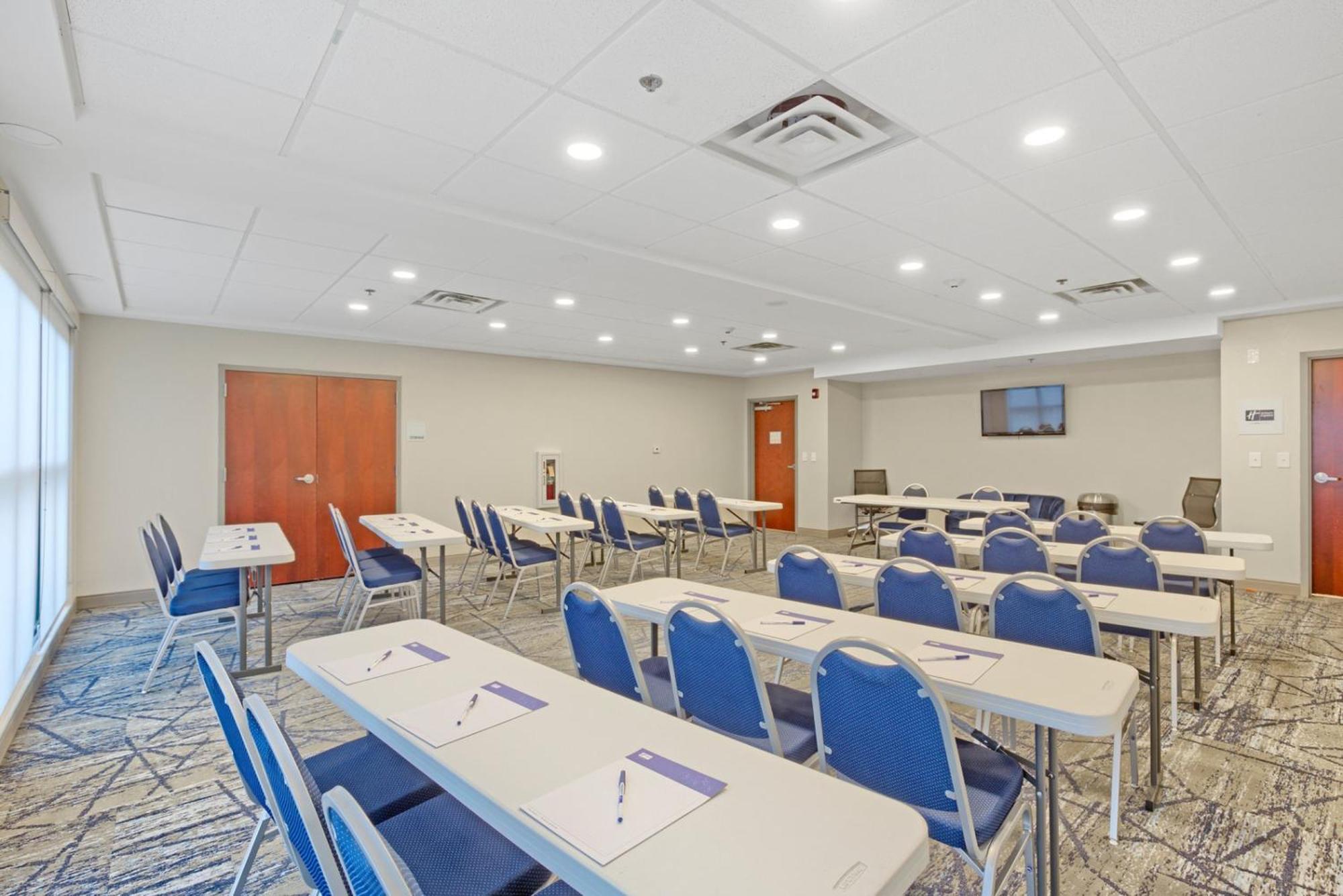 Holiday Inn Express - Gulfport Beach By Ihg Eksteriør billede