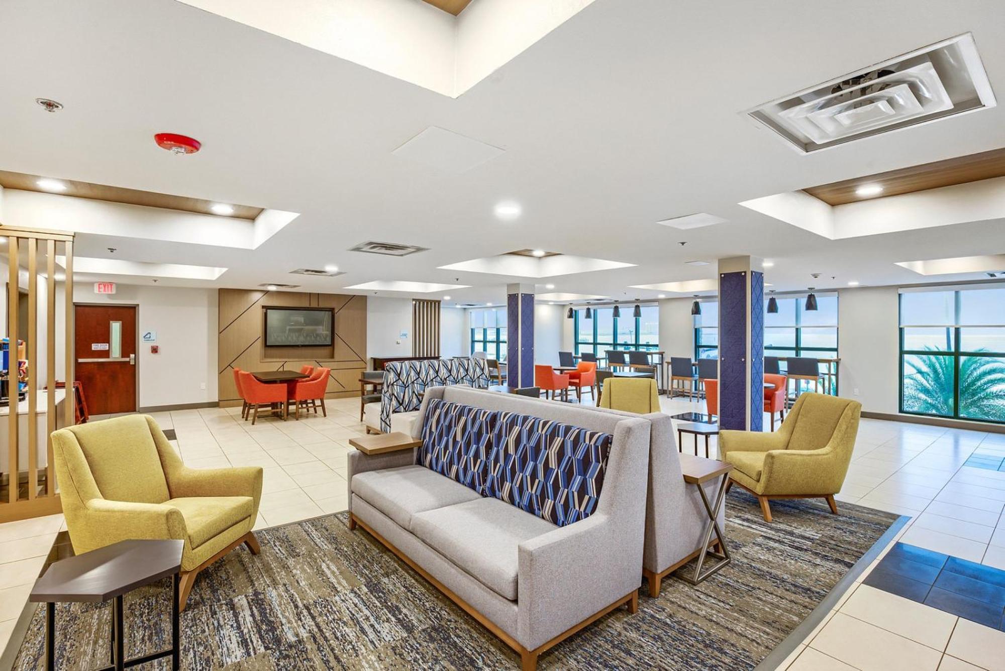 Holiday Inn Express - Gulfport Beach By Ihg Eksteriør billede