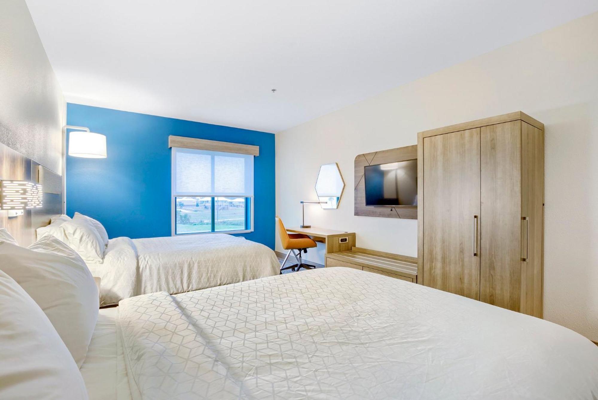 Holiday Inn Express - Gulfport Beach By Ihg Eksteriør billede
